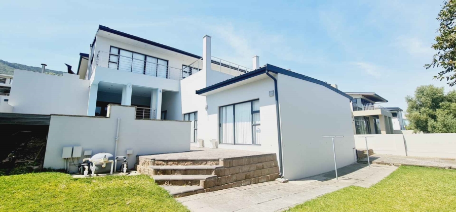 5 Bedroom Property for Sale in Baronetcy Estate Western Cape